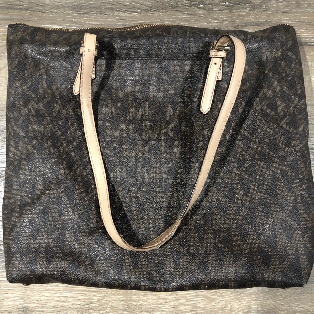 Michael Kors bag